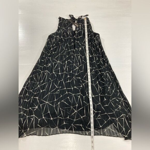 Apt 9 Dress Women’s 6 Black White Halter Chiffon Pleated Geometric - Picture 10 of 10